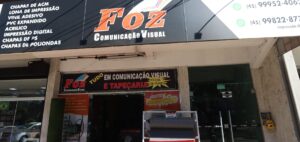 Dê Visibilidade à Sua Marca com Fachadas, Lonas e Soluções Personalizadas