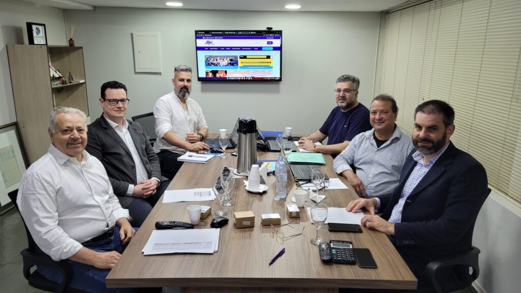 BRDIGITAL apresenta nova versão do site da ABIH-PR Oeste do Paraná