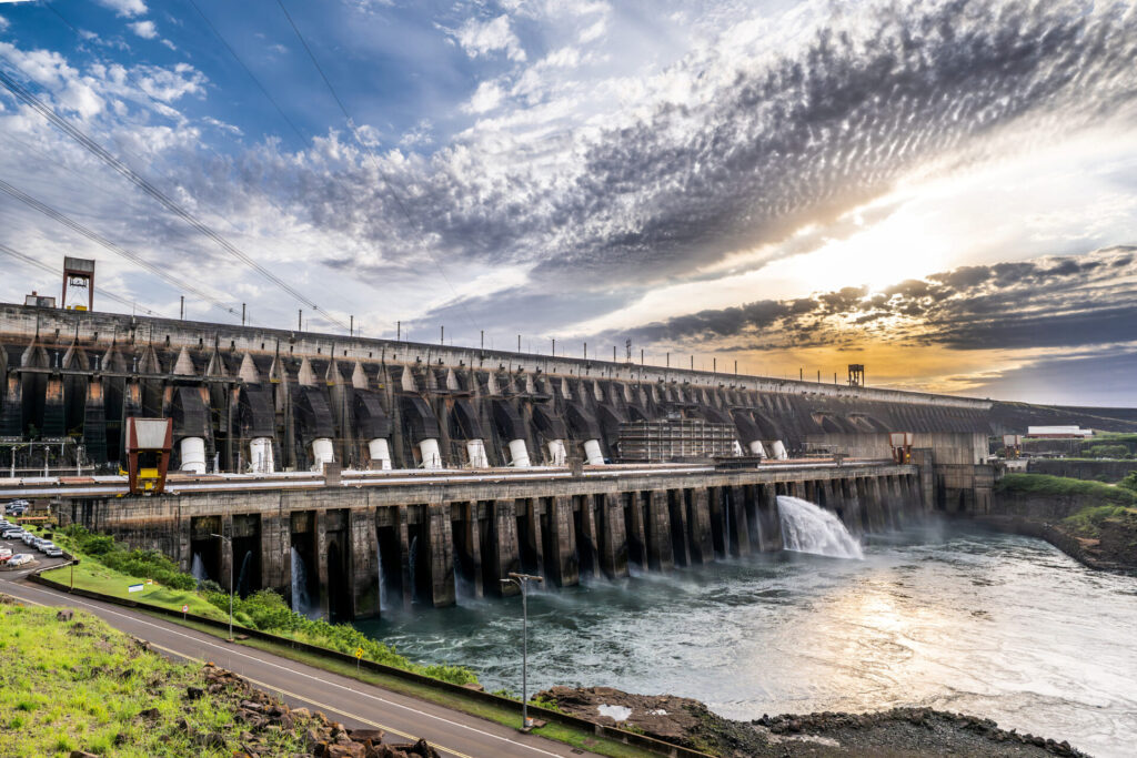 Itaipu já repassou mais de US$ 14,5 bilhões em royalties ao Brasil e Paraguai