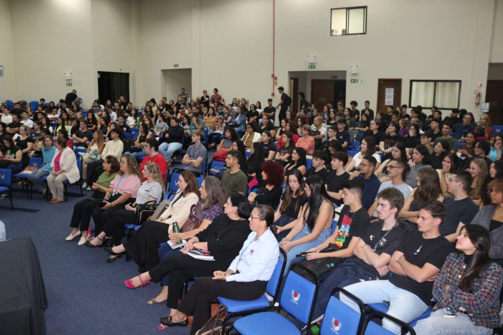 Unioeste Foz do Iguaçu dá as boas-vindas aos calouros de 2026