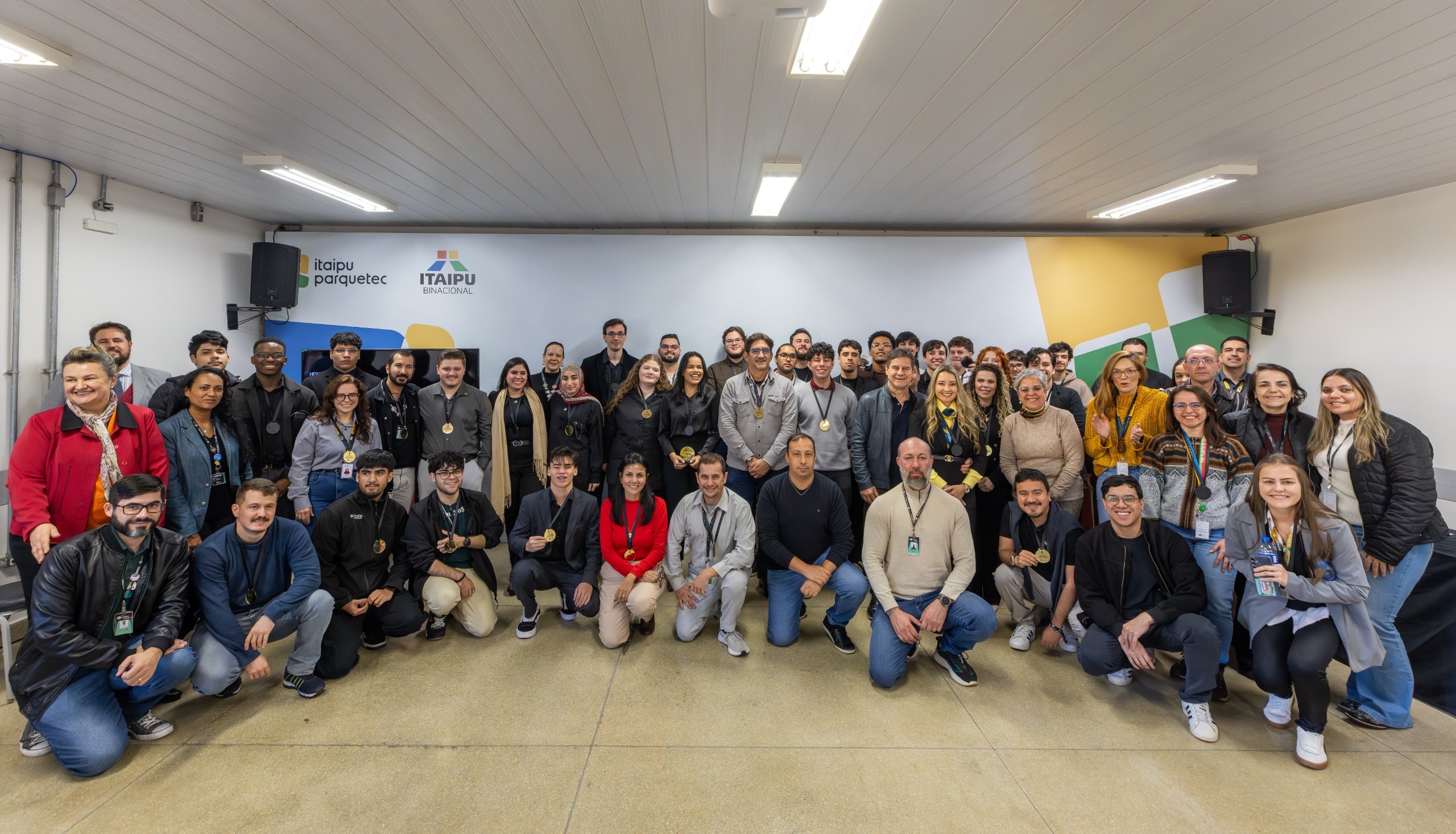 Itaipu Parquetec e Descomplica UNIAMÉRICA premiam soluções inovadoras em Demoday
