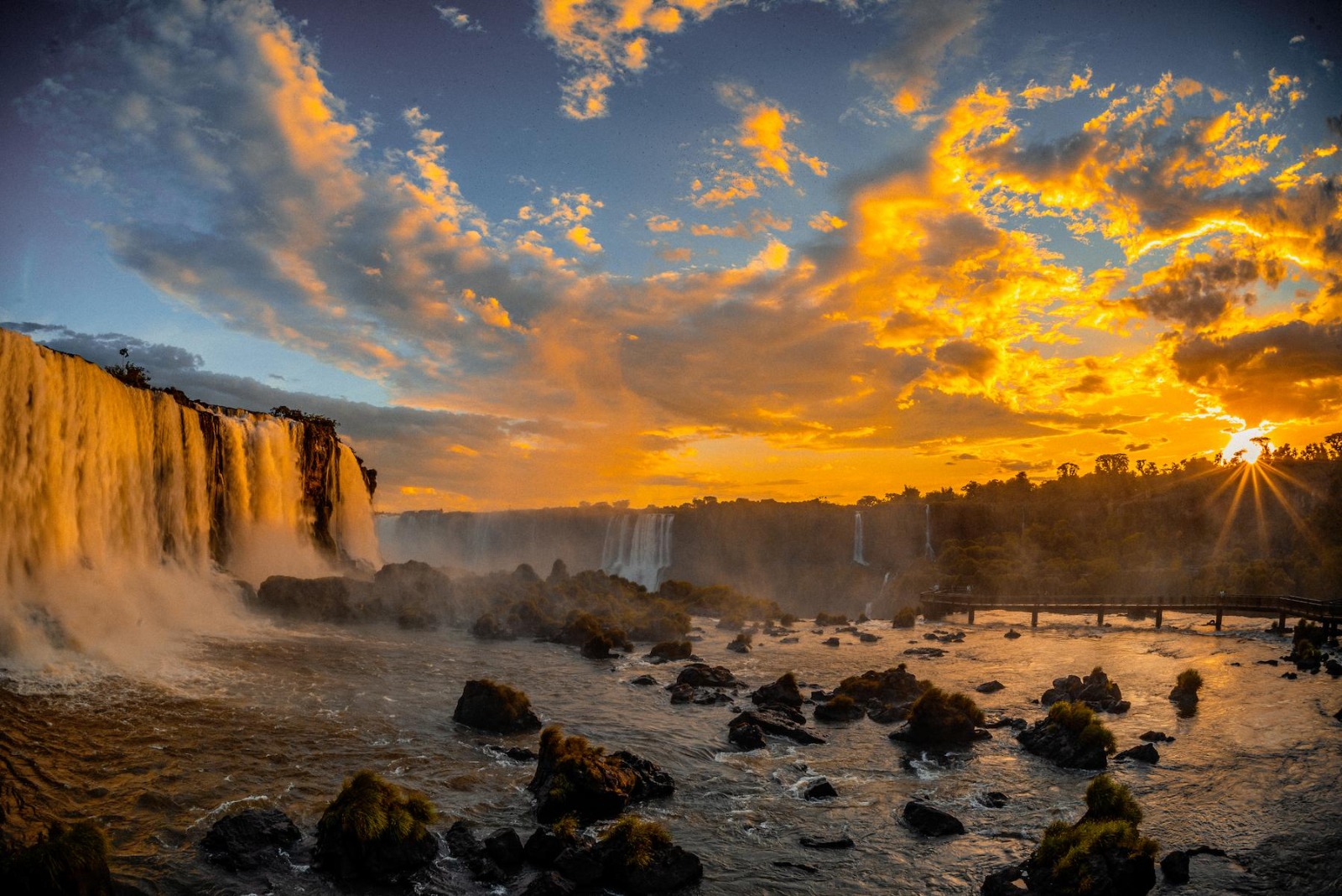 Love Iguassu 2026: Sunset nas Cataratas oferece experiência exclusiva e celebração da diversidade