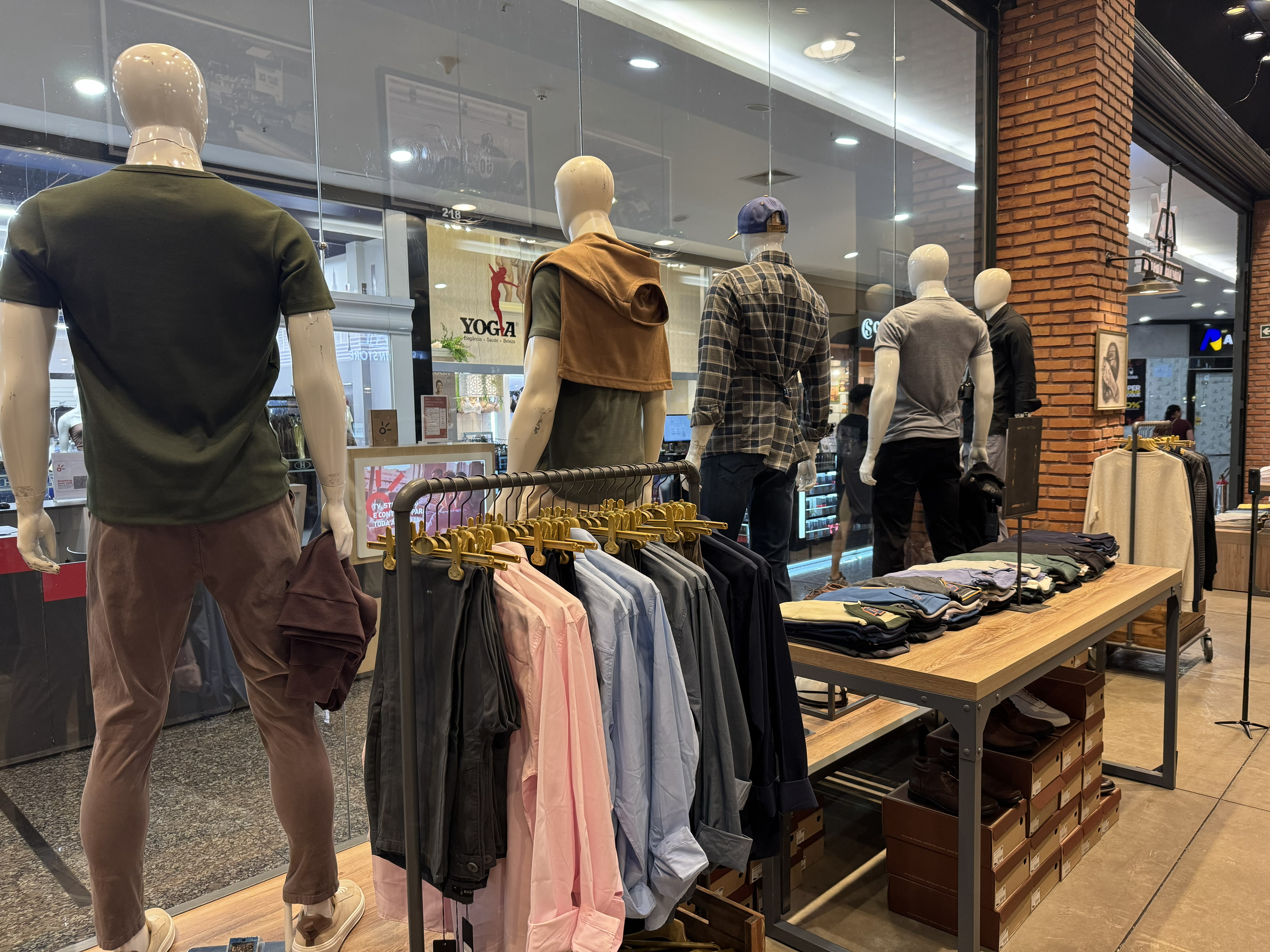 roupas masculinas em Foz do Iguaçu.